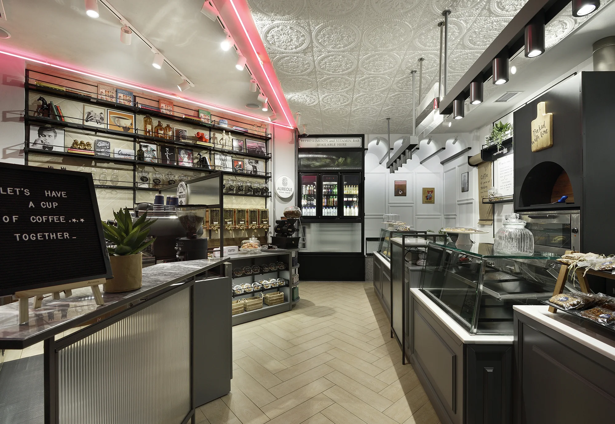 Aureole Cafe
